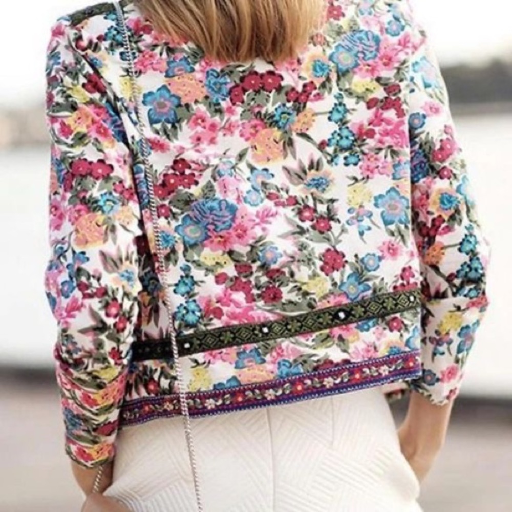 EMBROIDERED floral Jacket - Picture 2 of 7